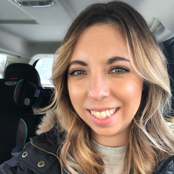 Meet your Posher, Molly - Picture 1 of 1